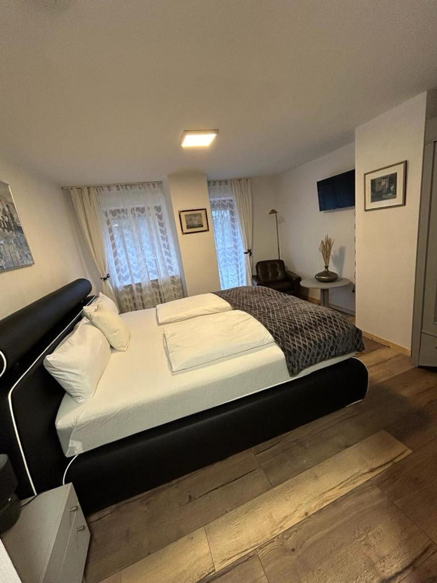 Haus Zum Guten Hirten Steinsfeld Eksteriør bilde